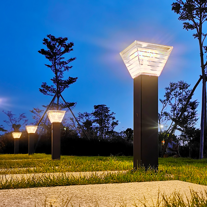 Solar Pathway Lights