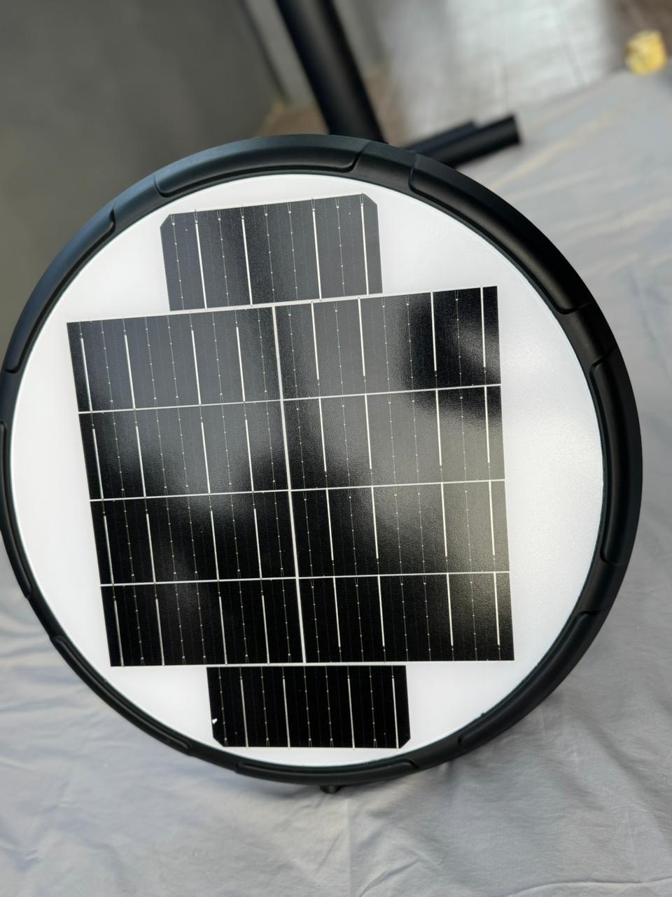 XL Lawn Solar Light - Image 2