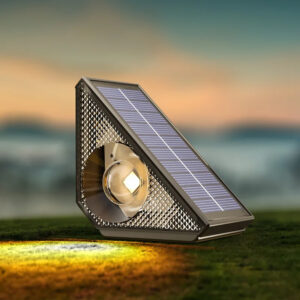 Triangular Solar Step Light