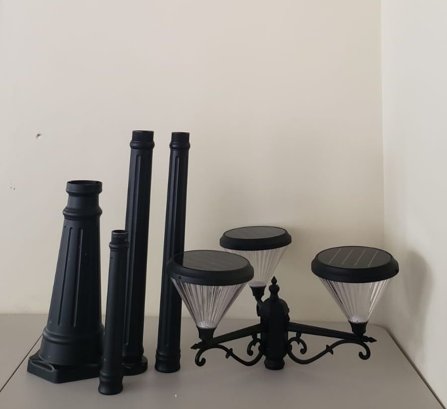 Multi-Head Solar Pole Light - Image 4